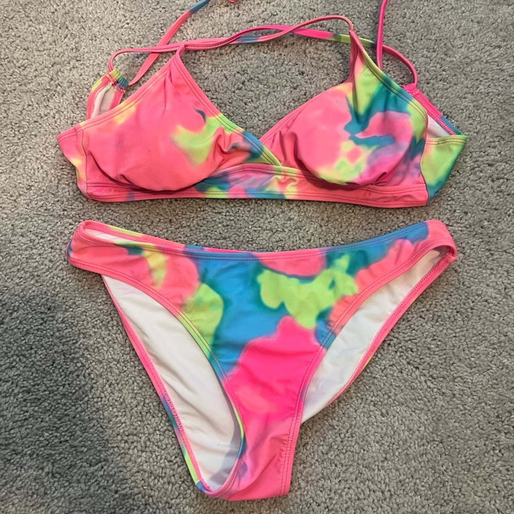 CUPSHE never worn Vibrant Tie-Dye Bikini Set